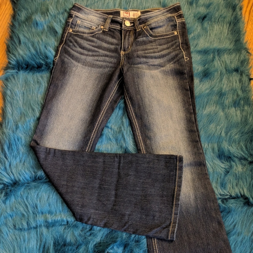 LEI Sophia Flare Jeans-Dark Wash